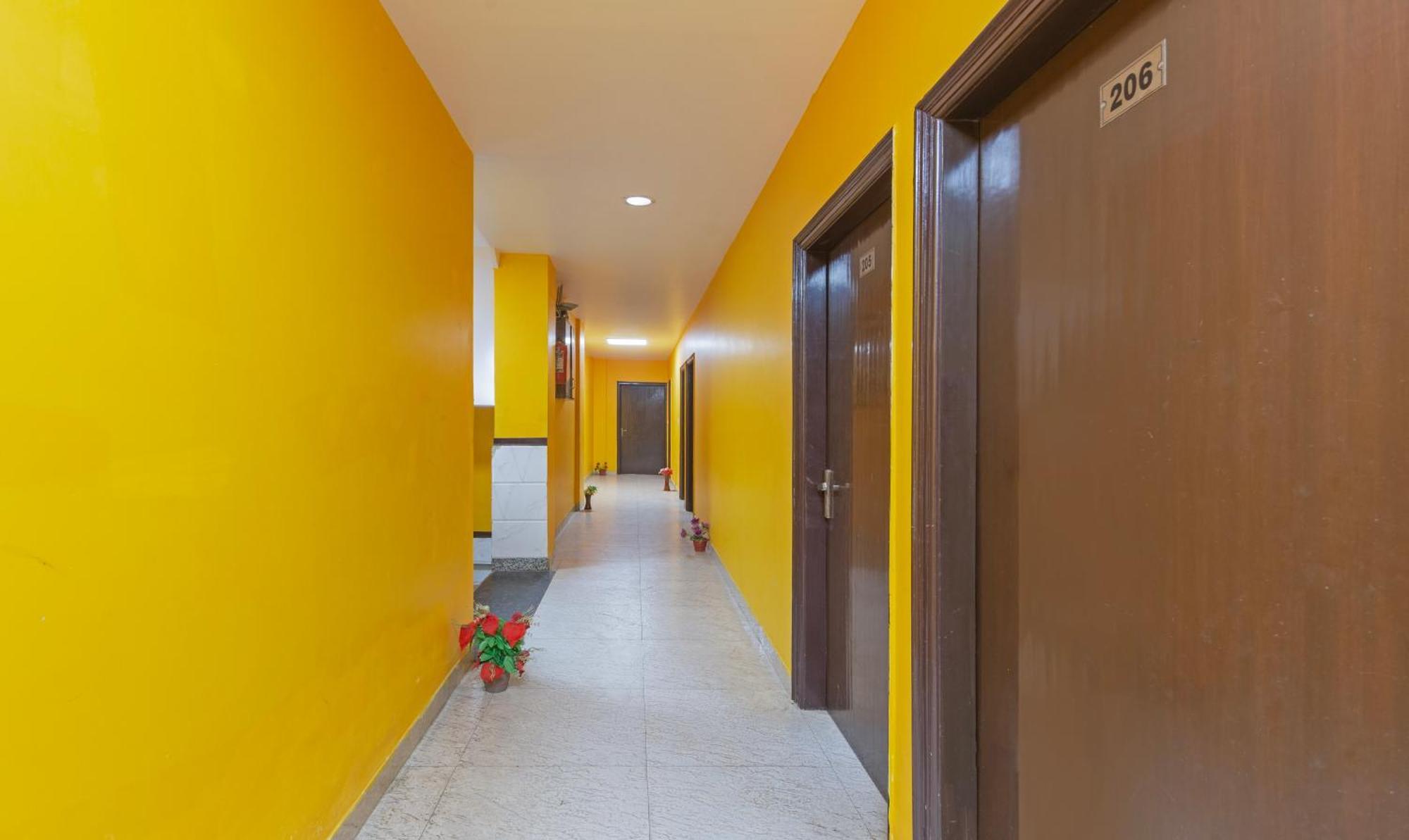 Treebo Green View, Noida Indirapuram Exterior photo