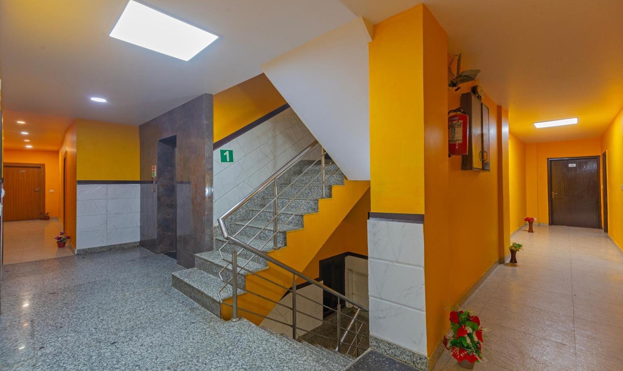Treebo Green View, Noida Indirapuram Exterior photo